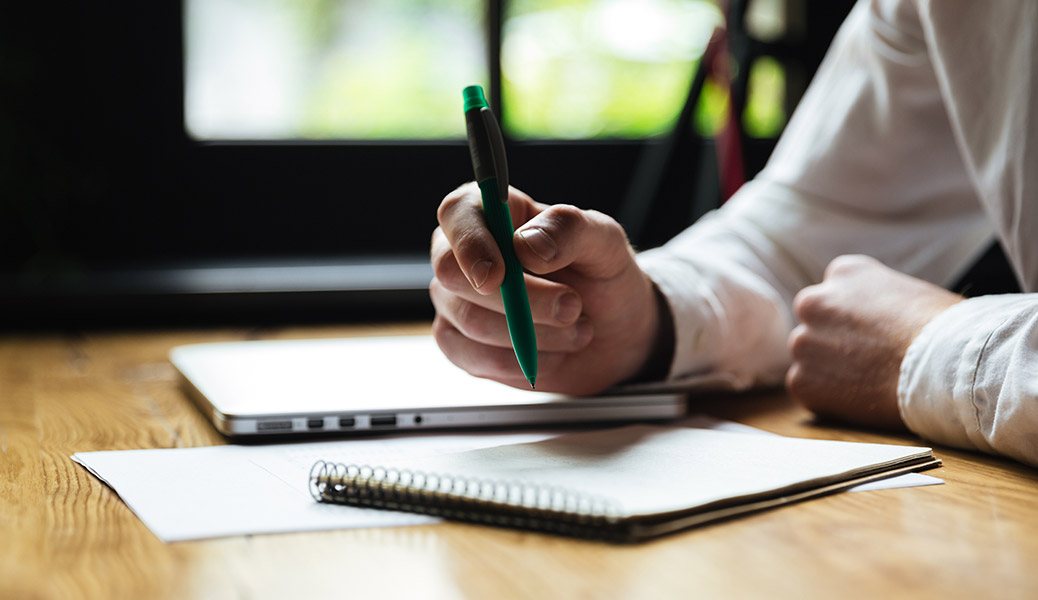 Processus complet de création d'un logo professionnel en 7 étapes Morbihan